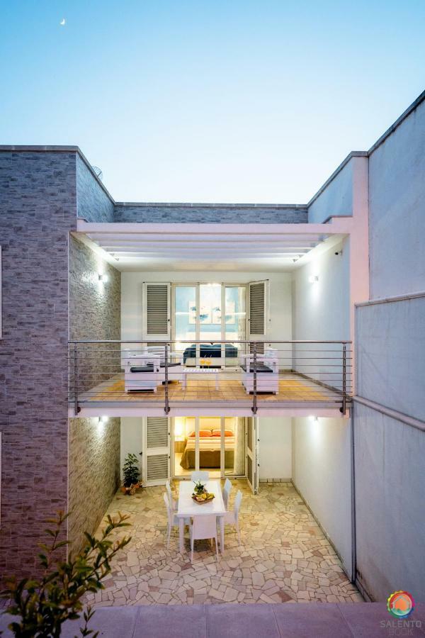 Perle Del Mare - Appartamenti Di Pregio 70M Spiaggia Pescoluse Marina Di Pescoluse Exterior photo